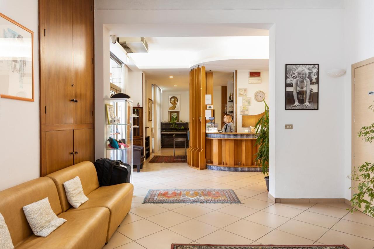 Hotel Ausonia B&B רימיני מראה חיצוני תמונה