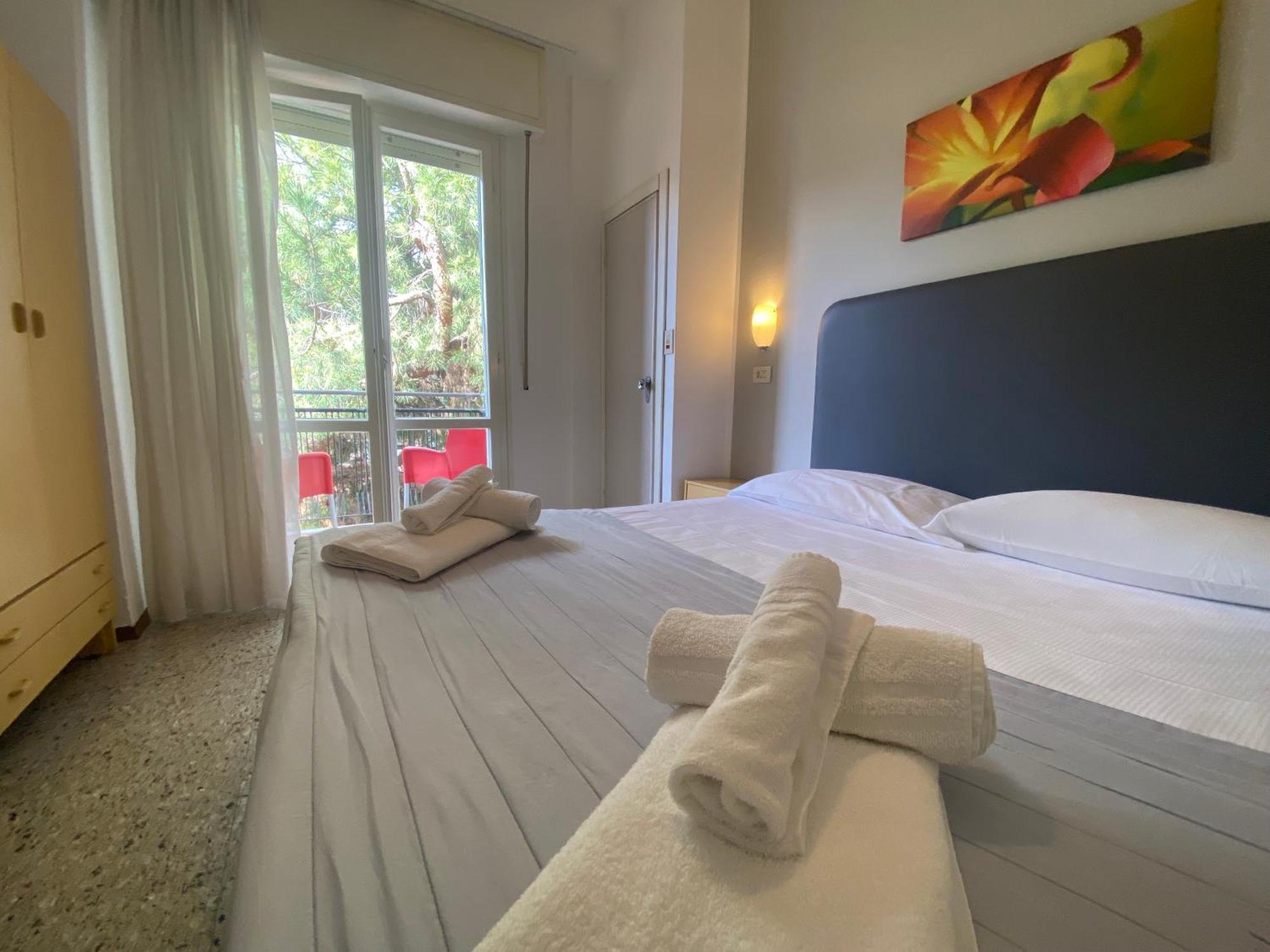 Hotel Ausonia B&B רימיני מראה חיצוני תמונה